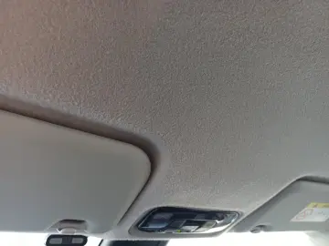 Toyota Yaris 1.5 hybrid 92 CP Eco