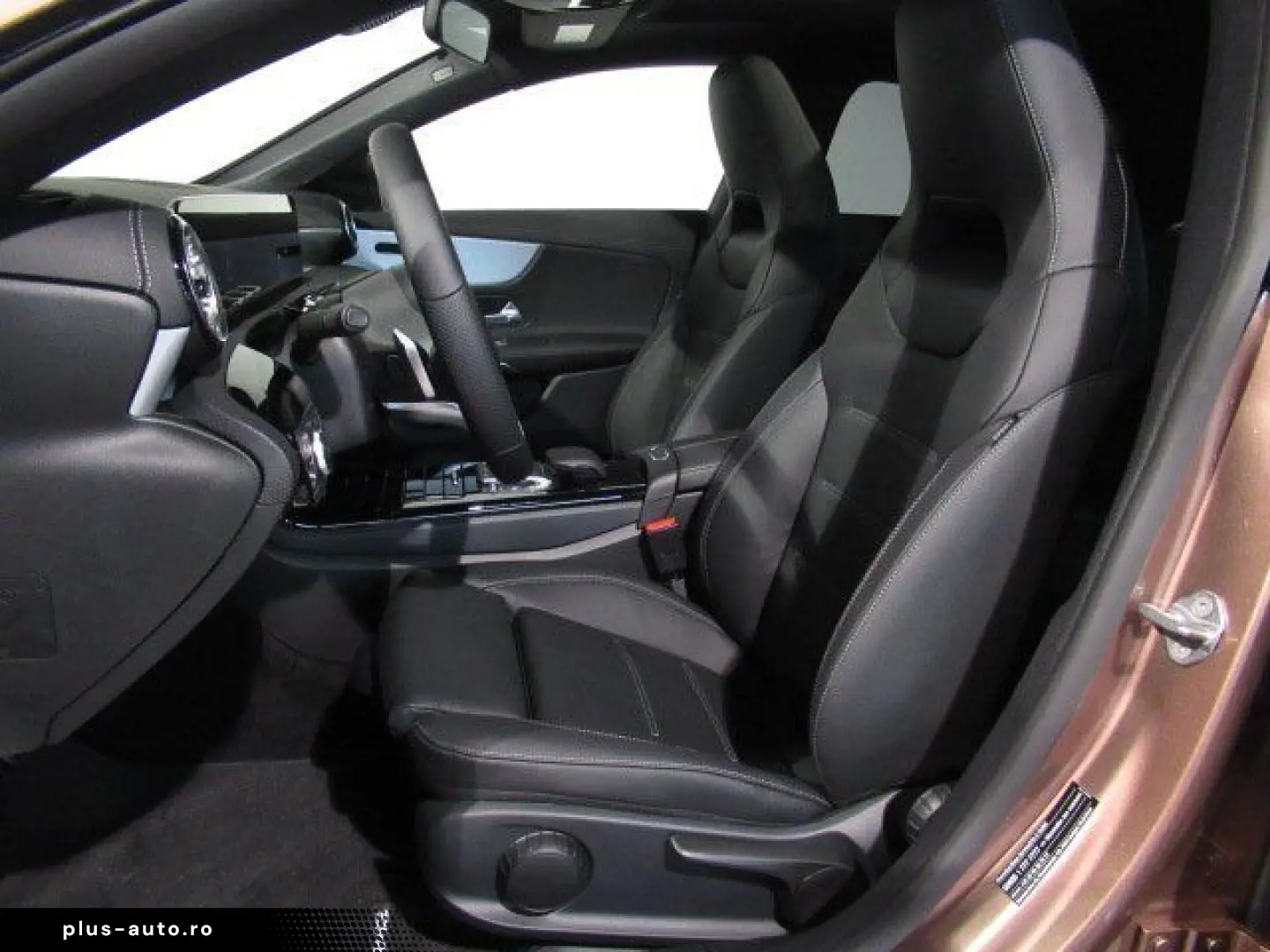 MERCEDES-BENZ CLA 200 Coupé AMG Night Pano MBUX LED &hellip;