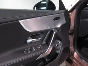 MERCEDES-BENZ CLA 200 Coupé AMG Night Pano MBUX LED &hellip;