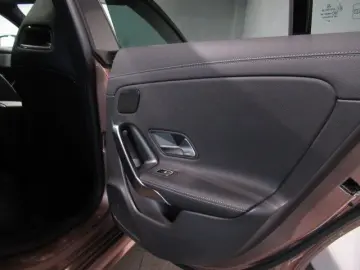 MERCEDES-BENZ CLA 200 Coupé AMG Night Pano MBUX LED &hellip;