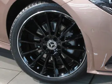 MERCEDES-BENZ CLA 200 Coupé AMG Night Pano MBUX LED &hellip;