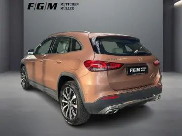 MERCEDES-BENZ GLA 250 e Progressive S-Dach TWA 360 CarPlay