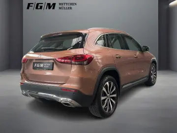 MERCEDES-BENZ GLA 250 e Progressive S-Dach TWA 360 CarPlay
