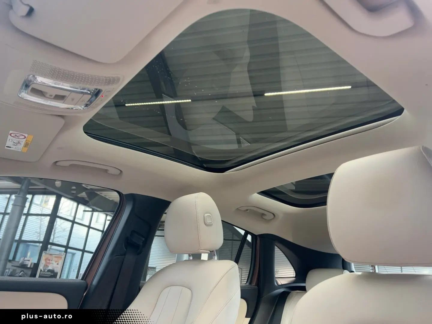 MERCEDES-BENZ GLA 250 e Progressive S-Dach TWA 360 CarPlay