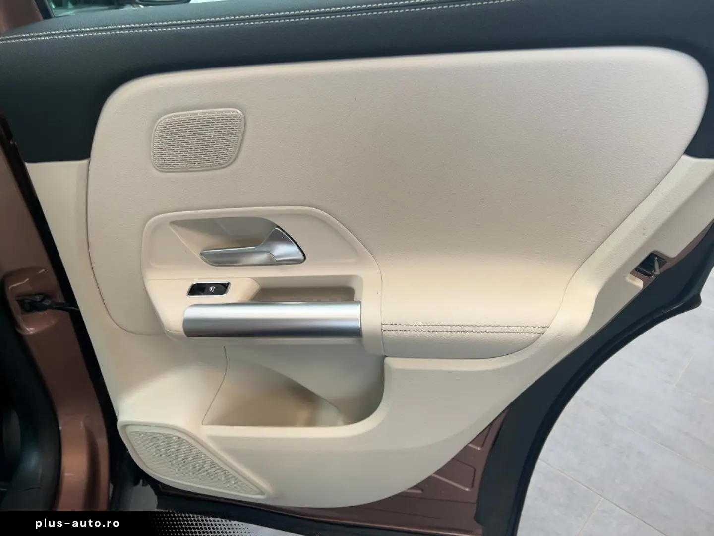 MERCEDES-BENZ GLA 250 e Progressive S-Dach TWA 360 CarPlay