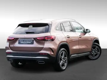 MERCEDES-BENZ GLA 250 e AMG MBEAM AMBIENTE MBUX SHZ DISTR