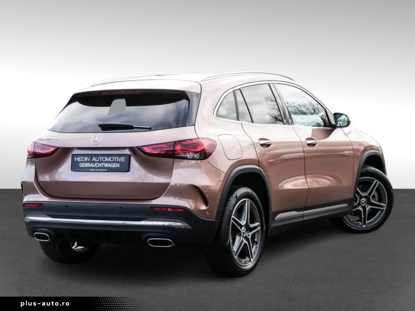 MERCEDES-BENZ GLA 250 e AMG MBEAM AMBIENTE MBUX SHZ DISTR