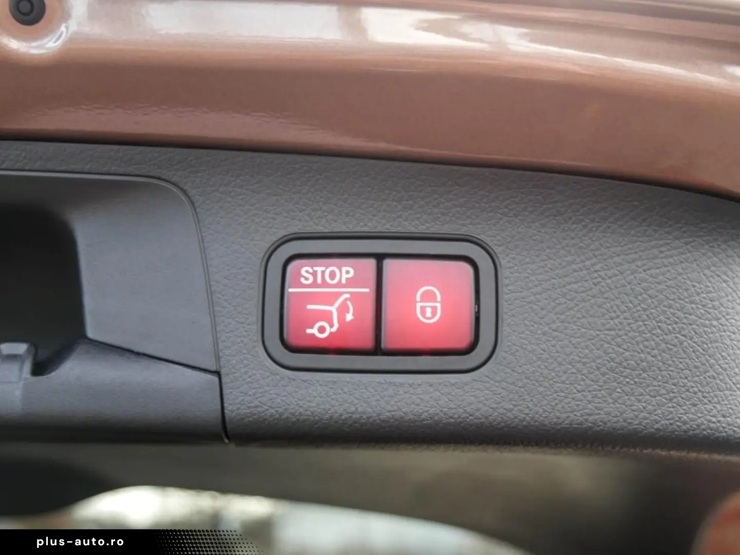 MERCEDES-BENZ GLA 250 e AMG MBEAM AMBIENTE MBUX SHZ DISTR