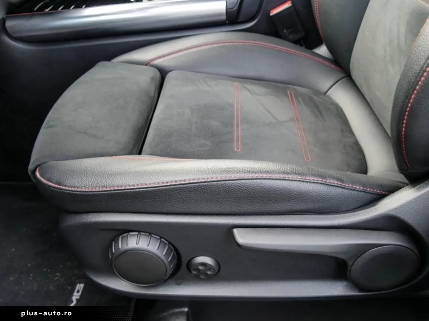 MERCEDES-BENZ GLA 250 e AMG MBEAM AMBIENTE MBUX SHZ DISTR