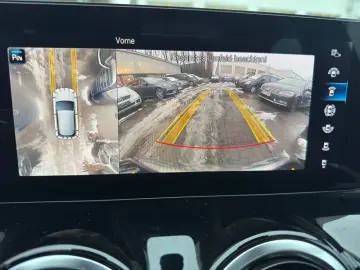 MERCEDES-BENZ GLA 250 e AMG HUD PANO 360  KAMERA DIS&hellip;