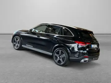 MERCEDES-BENZ GLC 220 d 4M AMG Pano-Dach Sound PDC 360  AHK