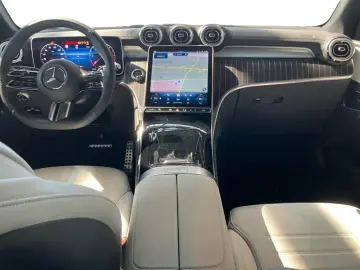 MERCEDES-BENZ GLC 220 d 4M AMG Pano-Dach Sound PDC 360  AHK