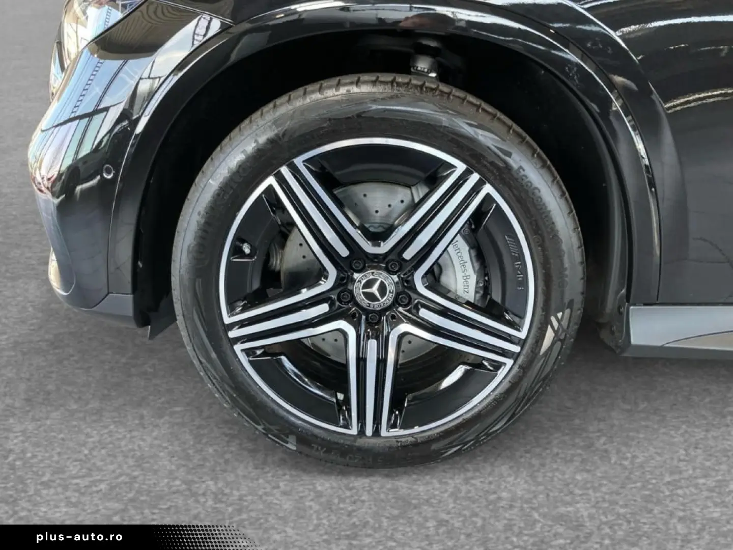 MERCEDES-BENZ GLC 220 d 4M AMG Pano-Dach Sound PDC 360  AHK