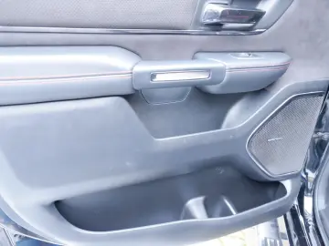 DODGE Ram 1500 TRX CREW CAB 4WD Supercharged