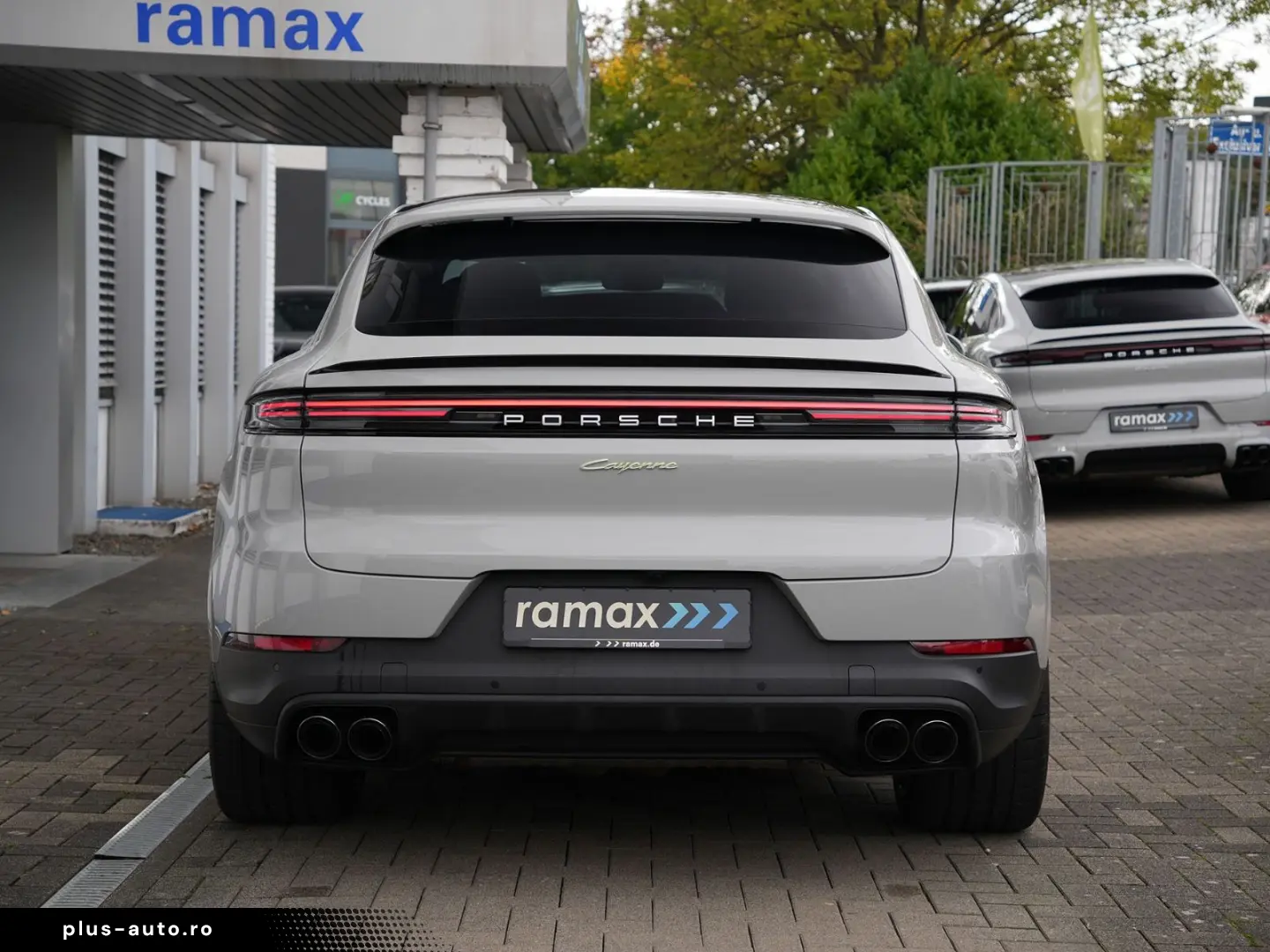 PORSCHE E-Hybrid Coupé INNODRIVE-PANO-SPORTABGAS-22TURBO