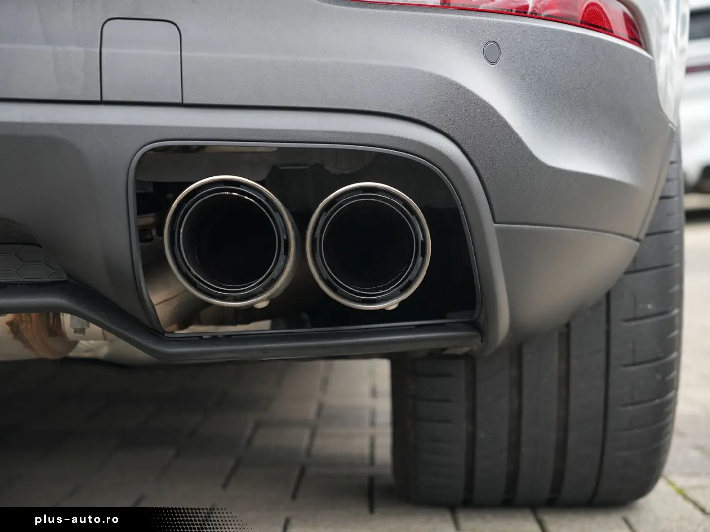 PORSCHE E-Hybrid Coupé INNODRIVE-PANO-SPORTABGAS-22TURBO