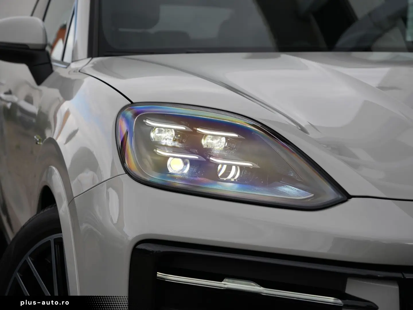 PORSCHE E-Hybrid Coupé INNODRIVE-PANO-SPORTABGAS-22TURBO