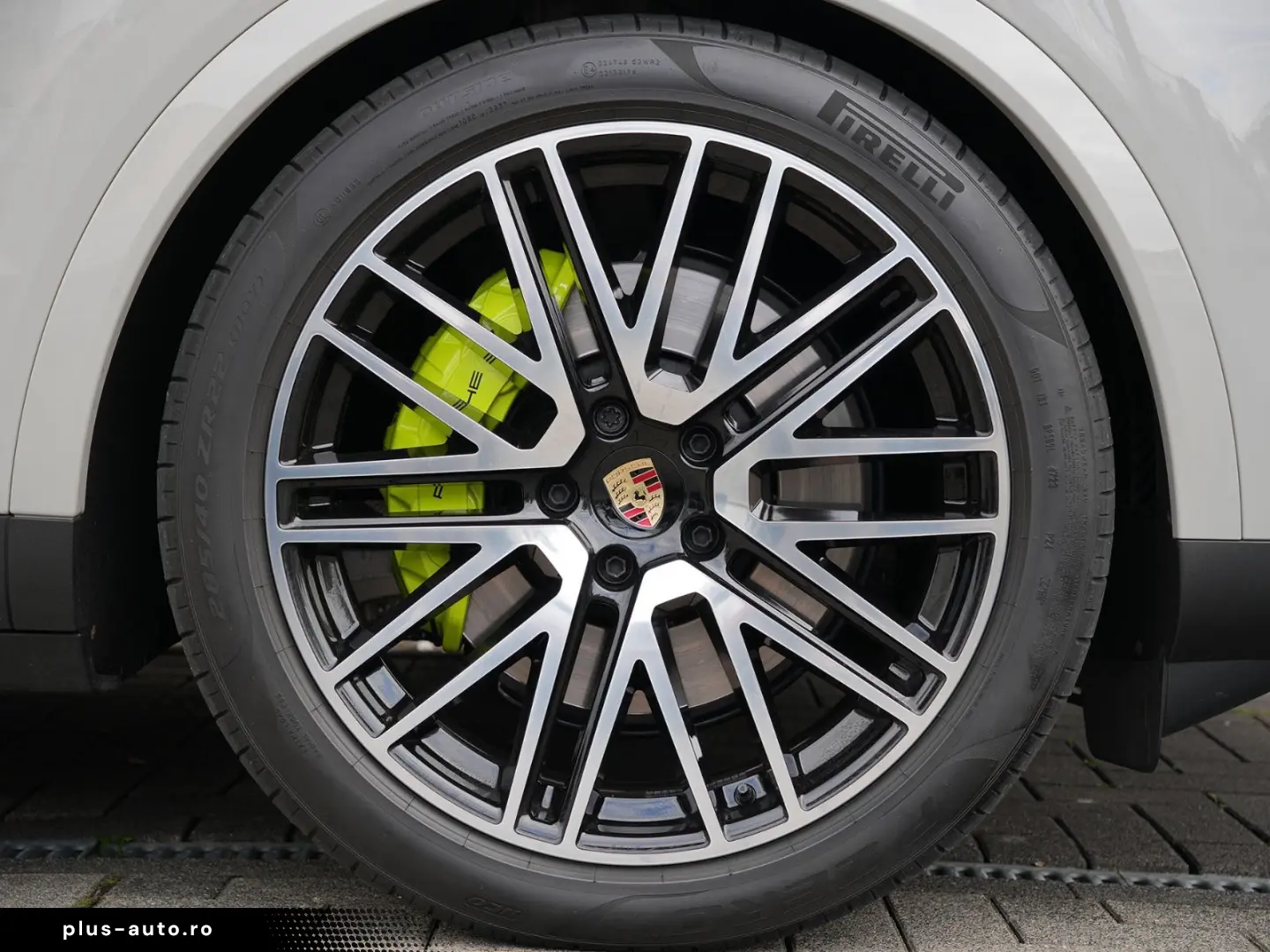 PORSCHE E-Hybrid Coupé INNODRIVE-PANO-SPORTABGAS-22TURBO