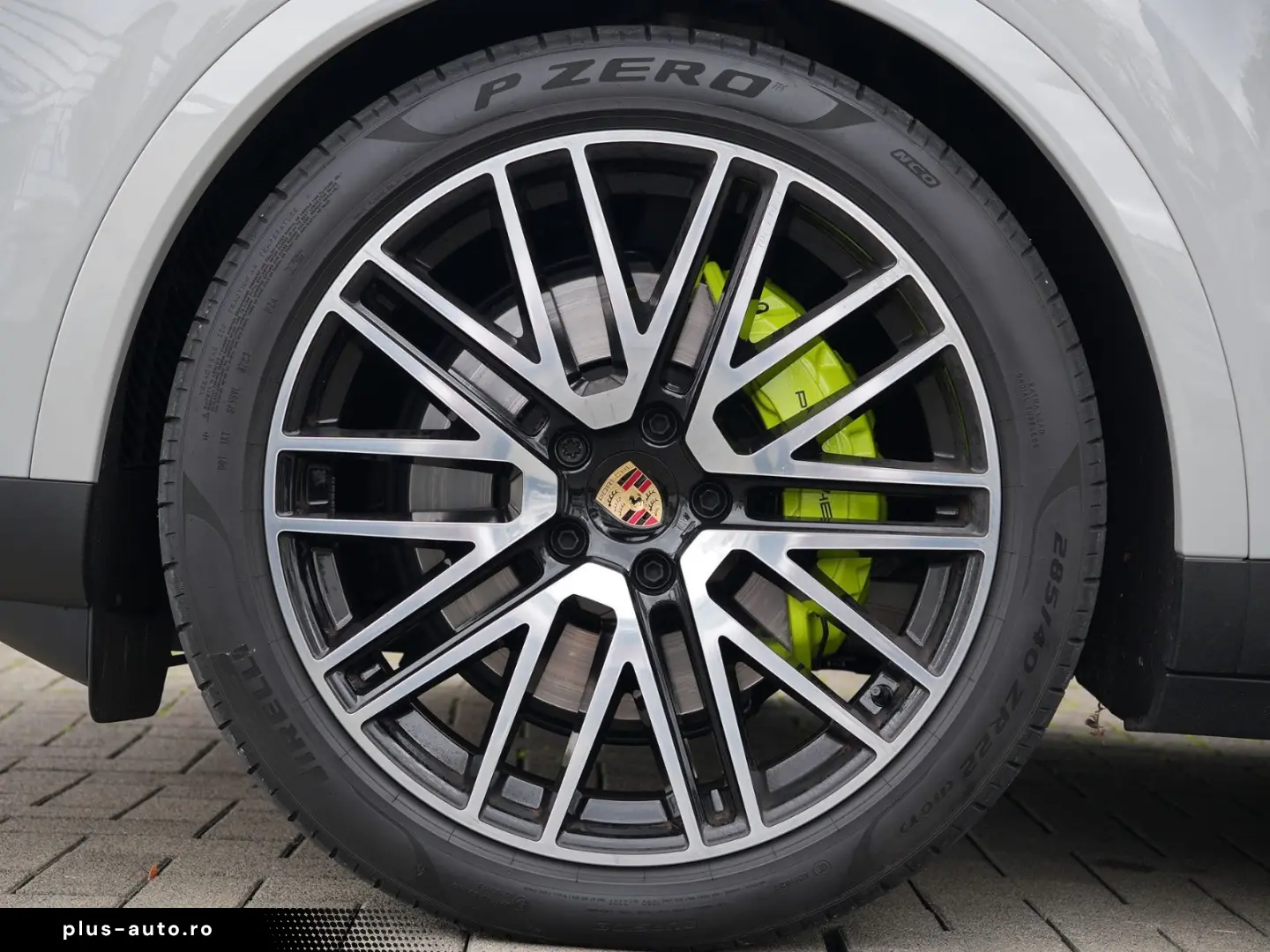 PORSCHE E-Hybrid Coupé INNODRIVE-PANO-SPORTABGAS-22TURBO