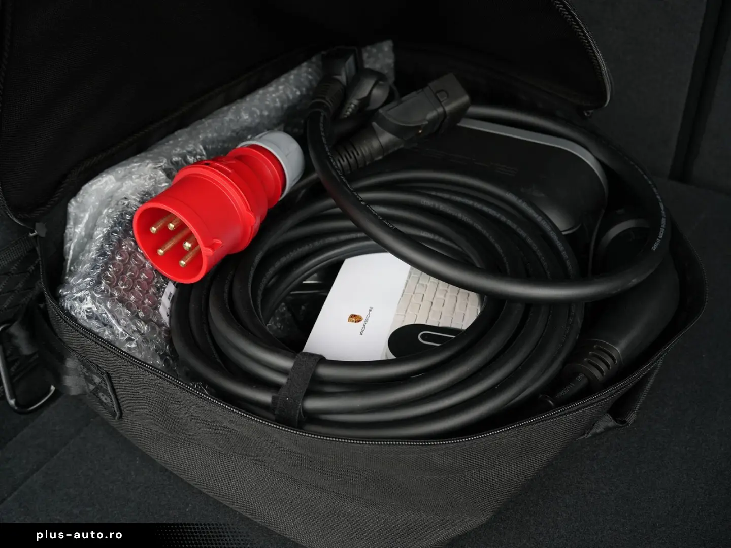 PORSCHE E-Hybrid Coupé INNODRIVE-PANO-SPORTABGAS-22TURBO