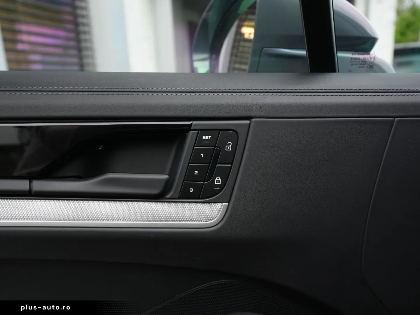 PORSCHE E-Hybrid Coupé SPORTDESIGN-PAKET-SPORTABGAS-VOLL