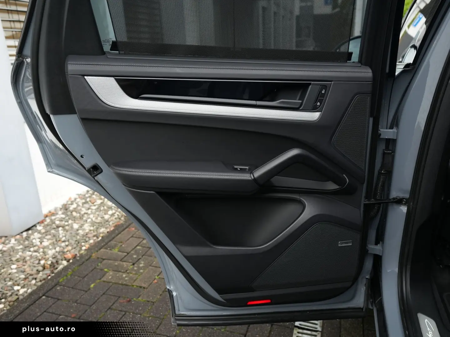 PORSCHE E-Hybrid Coupé SPORTDESIGN-PAKET-SPORTABGAS-VOLL