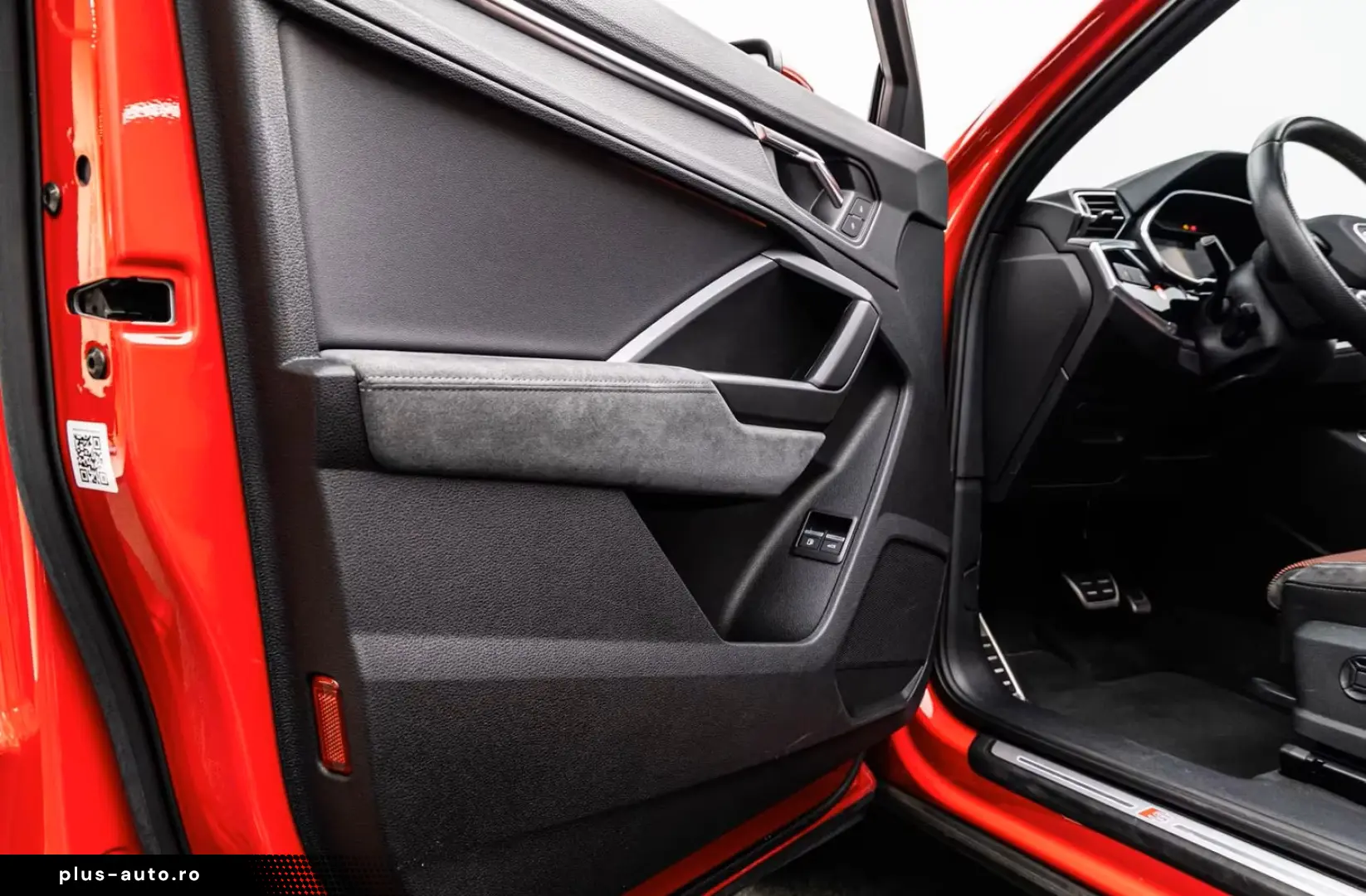 AUDI Q3 SPORTBACK 45TFSie S LINE ACC KEYLESS PANO 360