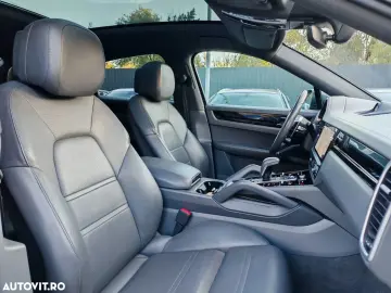 Porsche Cayenne Coupe