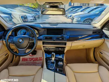 BMW Seria 5 530d Touring Aut.