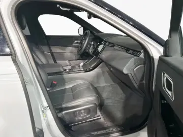 Land Rover Range Rover Velar Dynamic SE D200