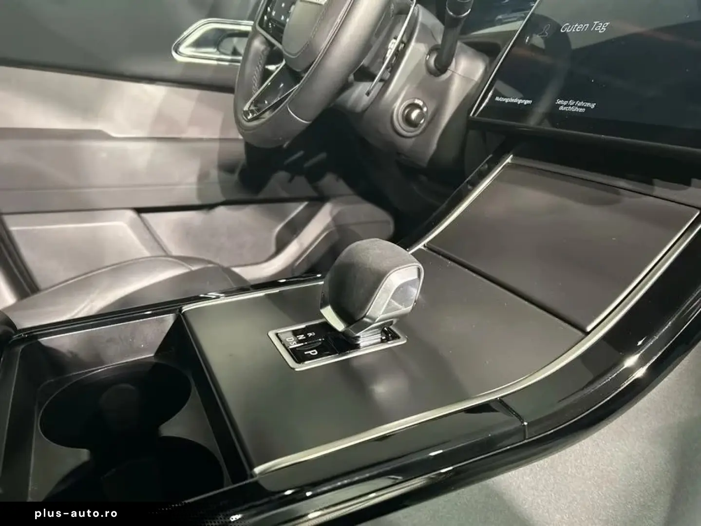 Land Rover Range Rover Velar Dynamic SE D200