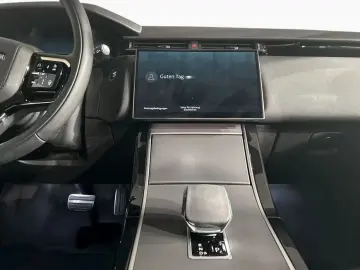 Land Rover Range Rover Velar Dynamic SE D200