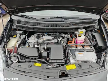 Toyota Prius (Hybrid) Luna