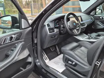 BMW X5 xDrive 30d M Sport B&W SKY LOUNGE AHK M-SITZE