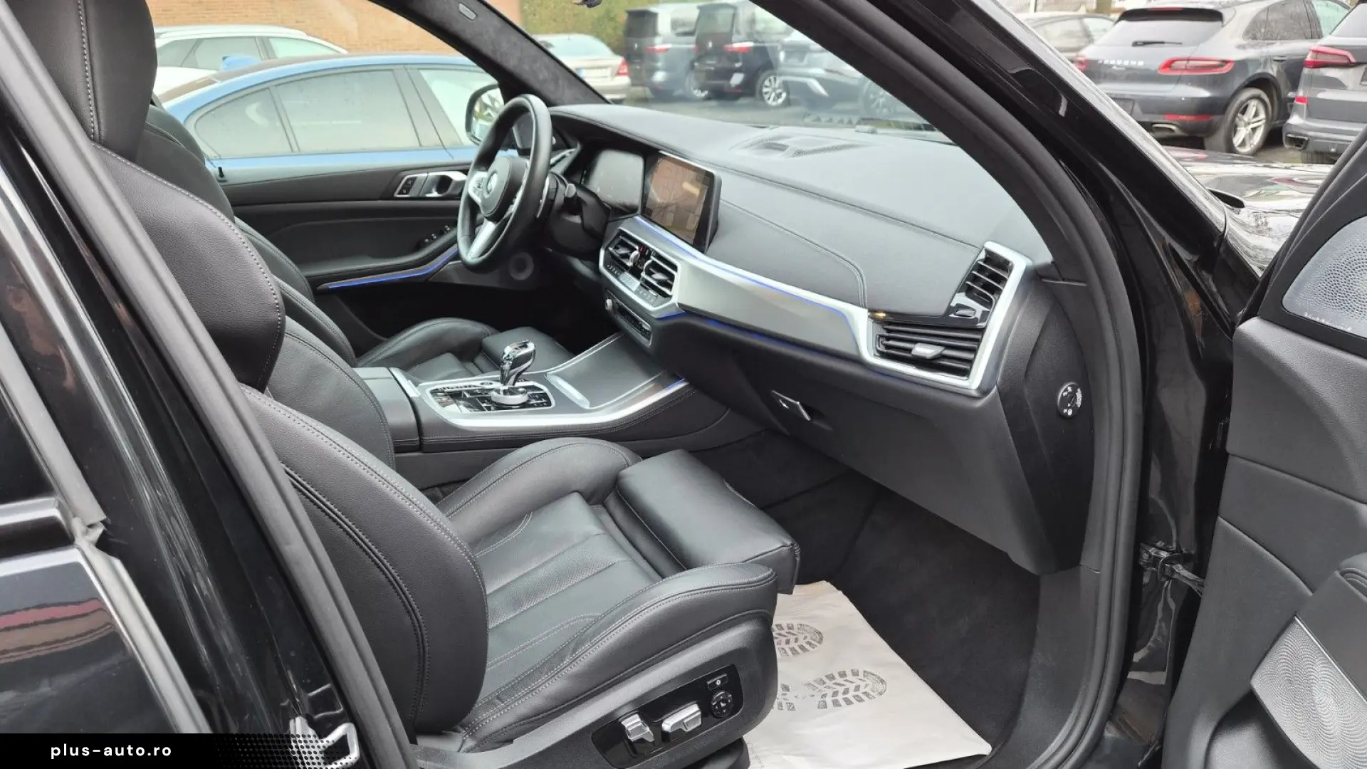 BMW X5 xDrive 30d M Sport B&W SKY LOUNGE AHK M-SITZE