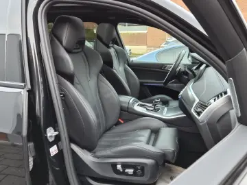 BMW X5 xDrive 30d M Sport B&W SKY LOUNGE AHK M-SITZE