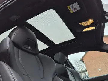 BMW X5 xDrive 30d M Sport B&W SKY LOUNGE AHK M-SITZE