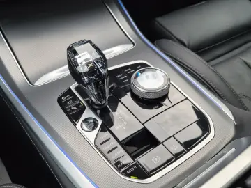 BMW X5 xDrive 30d M Sport B&W SKY LOUNGE AHK M-SITZE