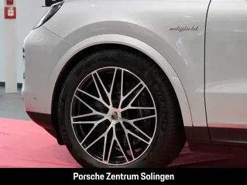 PORSCHE Cayenne E-Hybrid PANO Head-Up AHK INNO