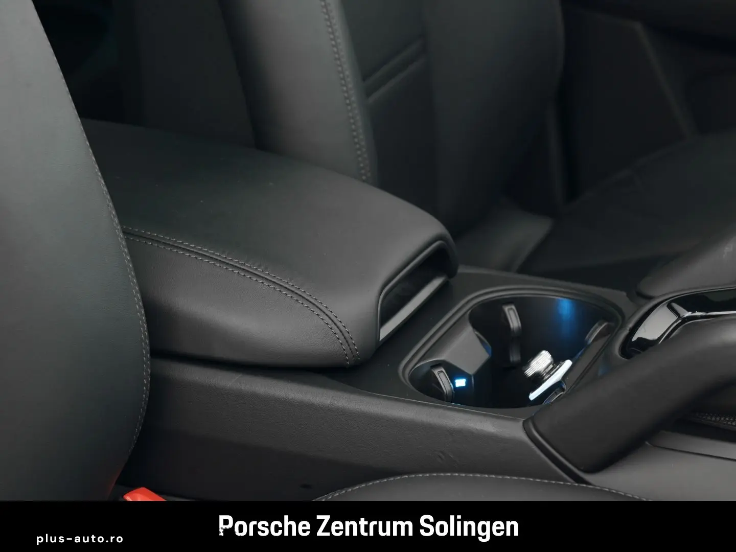 PORSCHE Cayenne E-Hybrid PANO Head-Up AHK INNO