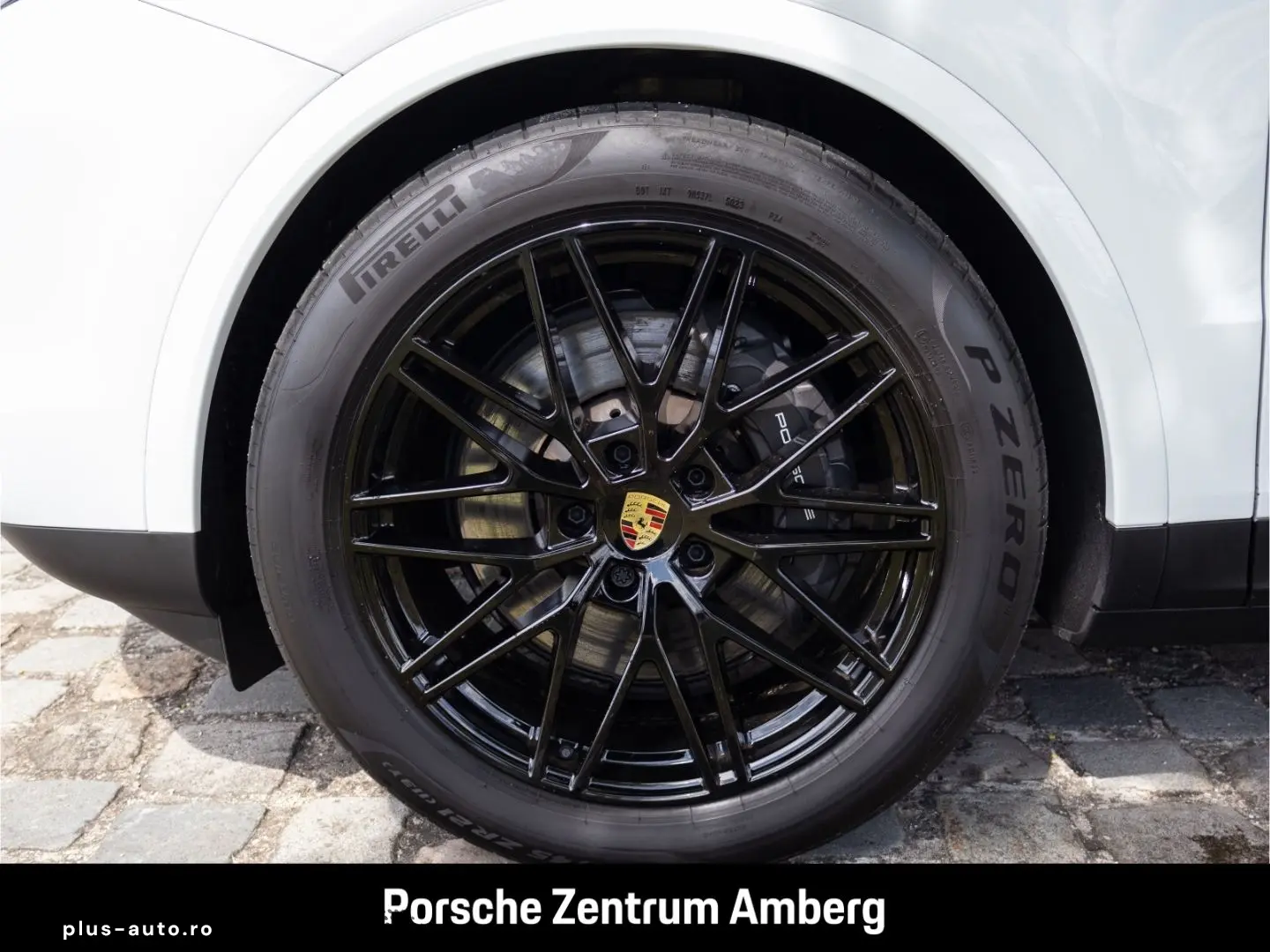 PORSCHE Cayenne E-Hybrid Luftfeder BOSE InnoDrive Panora