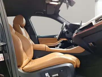 BMW X5 xDrive30d M Sport Standheizung AHK Head-Up