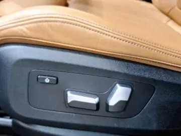 BMW X5 xDrive30d M Sport Standheizung AHK Head-Up