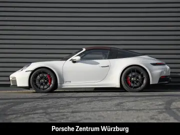 PORSCHE 992 911 Targa 4 GTS HA-Lenkung InnoDrive BOSE