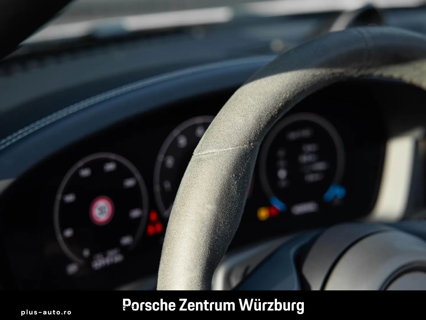 PORSCHE 992 911 Targa 4 GTS HA-Lenkung InnoDrive BOSE