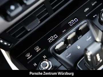 PORSCHE 992 911 Targa 4 GTS HA-Lenkung InnoDrive BOSE