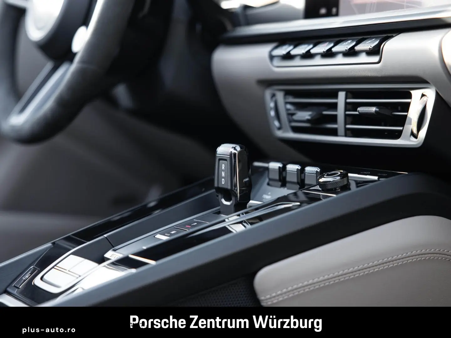 PORSCHE 992 911 Targa 4 GTS HA-Lenkung InnoDrive BOSE