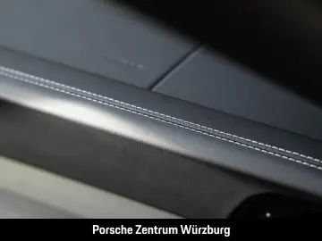 PORSCHE 992 911 Targa 4 GTS HA-Lenkung InnoDrive BOSE