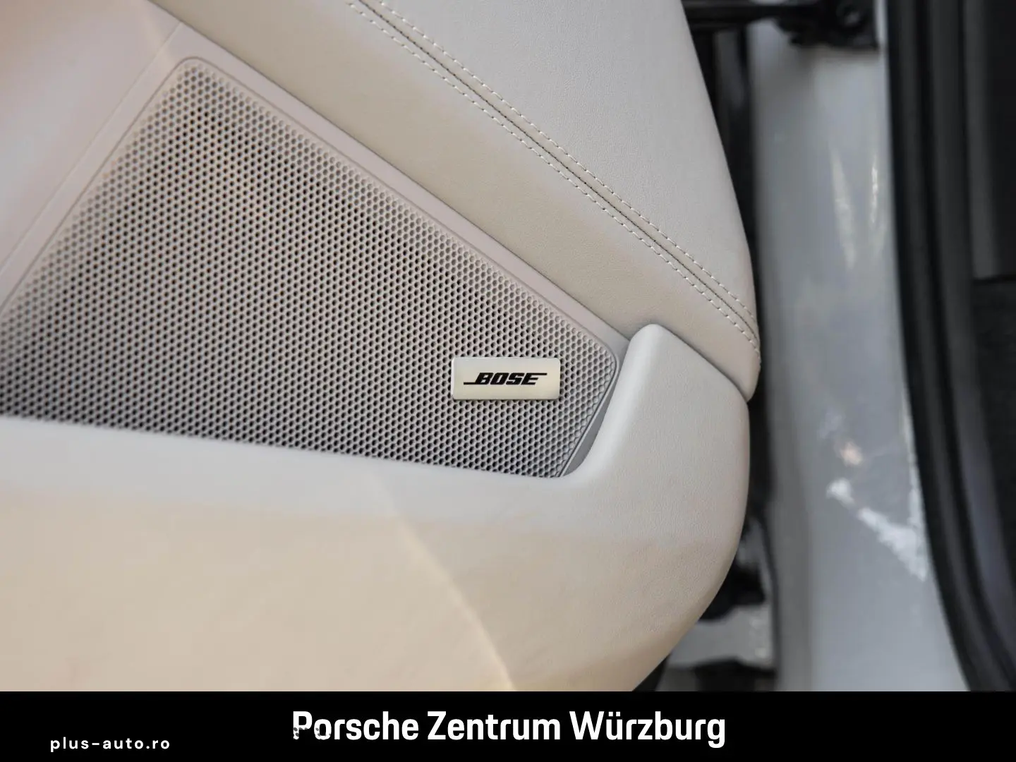 PORSCHE 992 911 Targa 4 GTS HA-Lenkung InnoDrive BOSE