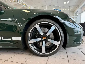 PORSCHE 911 992 Targa 4S Heritage Design Edition PTS